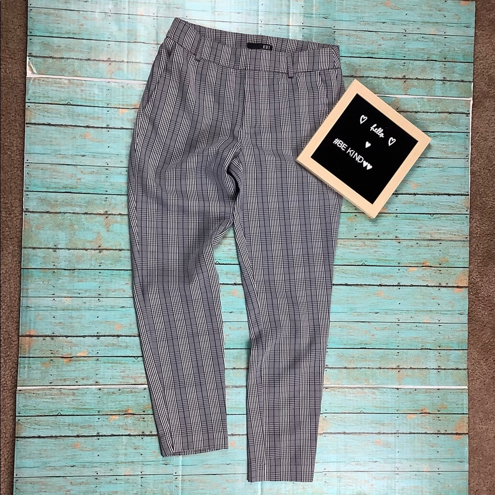 Kut from the Kloth skinny work pants size 0